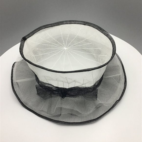 Cru Moderne Haute Couture Tulle Top Hat